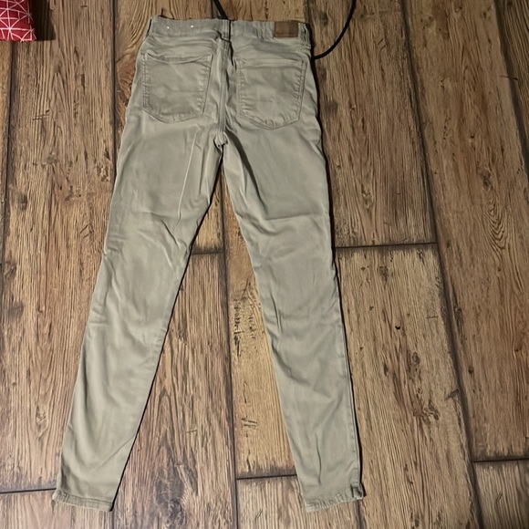 American Eagle Women Khakis - Picture 2 of 2